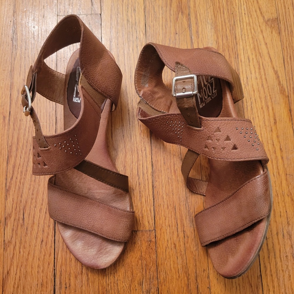 Miz Mooz Cienna 38 Brown Leather Studded Wedge Sandals 7.5 8 Western Granola‎